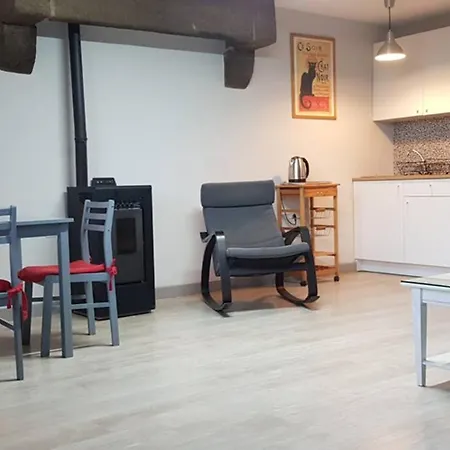 Chaulieu Near Sourdeval 50150 Normandie アパート *