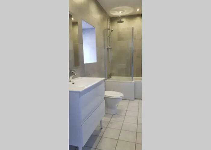 Appartement Chaulieu Near Sourdeval 50150 Normandie *